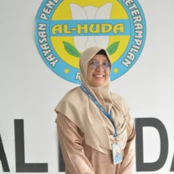 Henny Dwi Amelia, S.Si