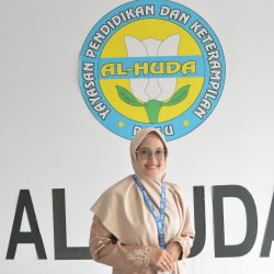 Henka Novi Adinda, S.Pd., Gr