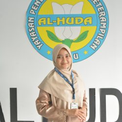 Nindi Oktriyani, M.Pd.