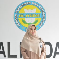 Putri Hazmita, S.Pd, Gr