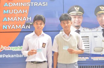 Perekaman E-KTP di Sekolah Al Huda Pekanbaru